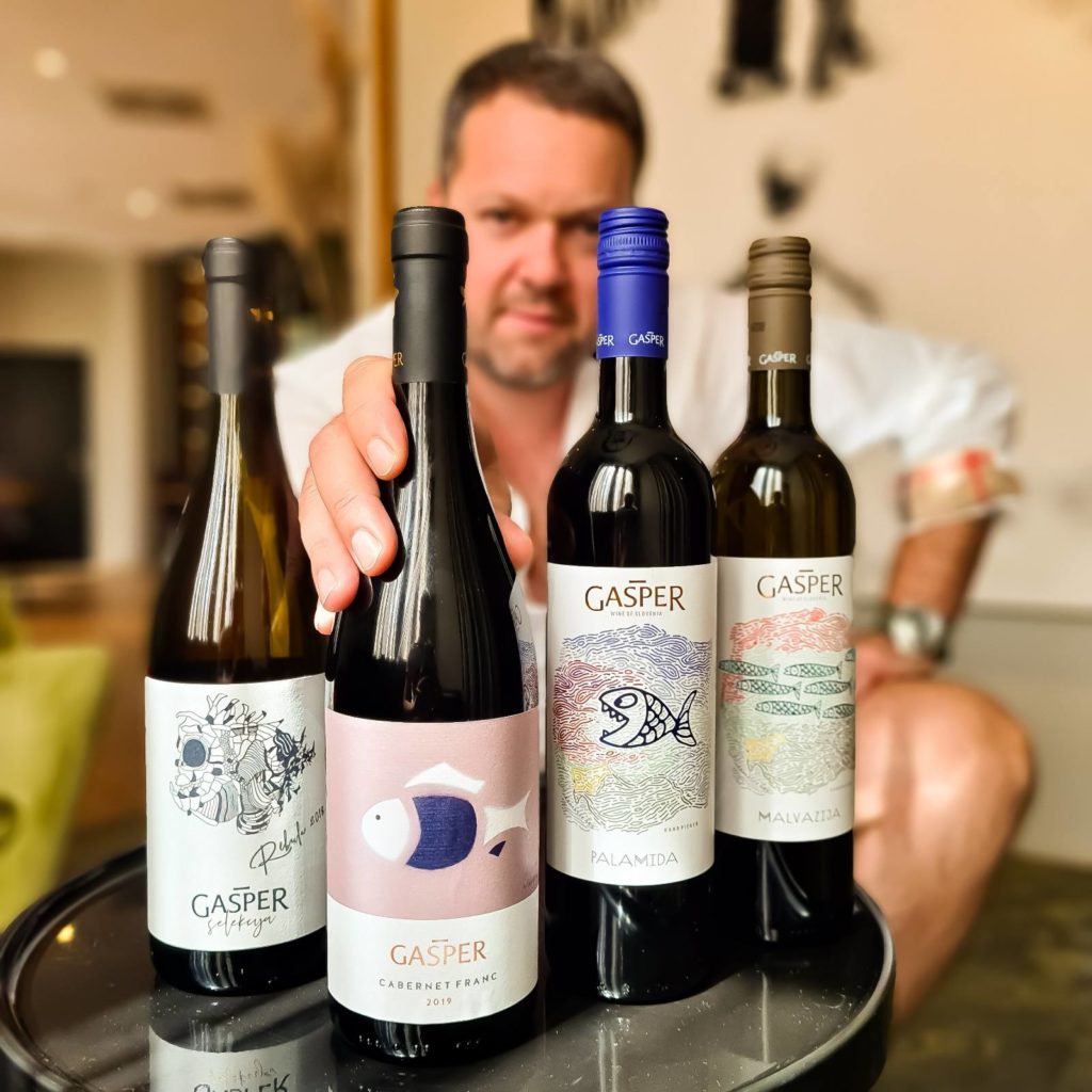 Mixbox: Beautiful, exclusive wines as a gift or for a special occasion.